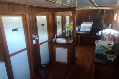 escuna_interna_passeio_Paraty